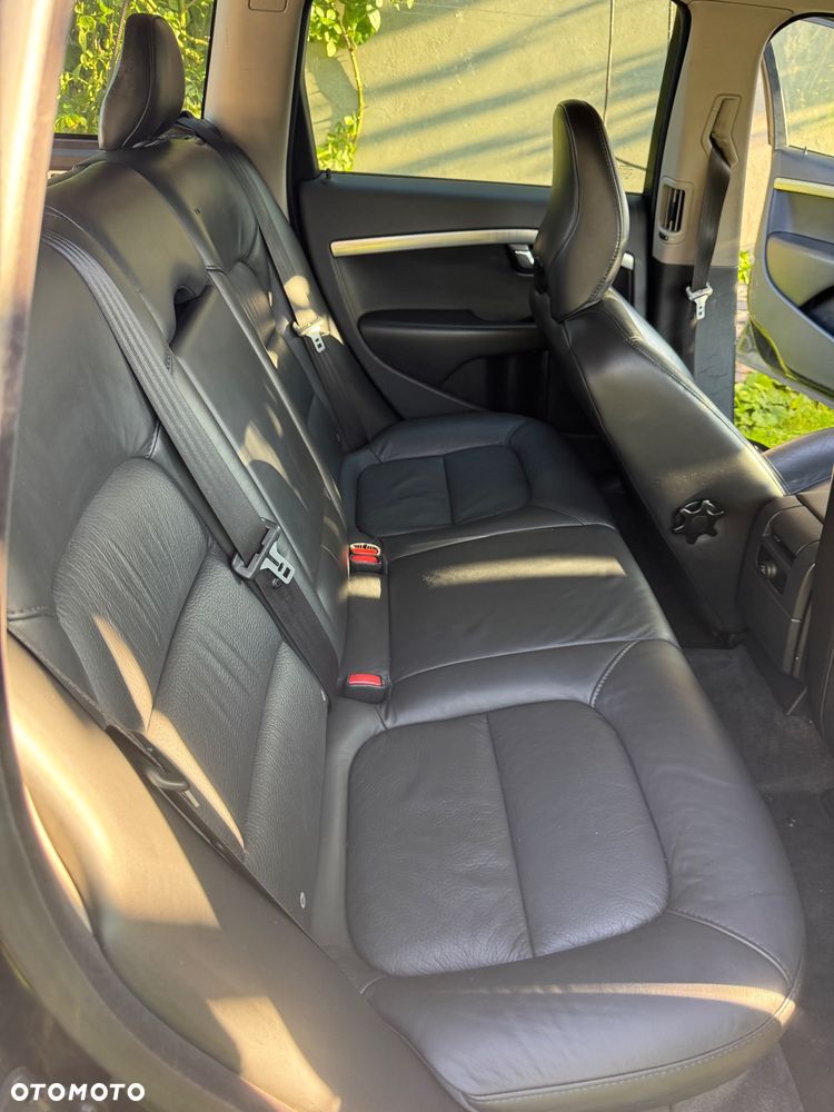 Volvo V70 2.0D Momentum - 23
