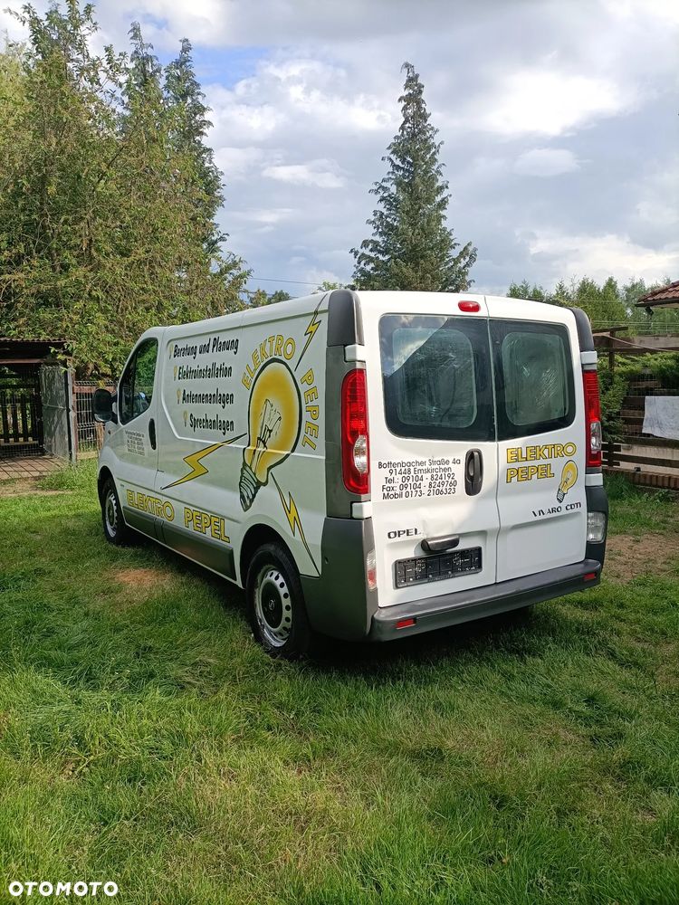 Opel Vivaro - 4