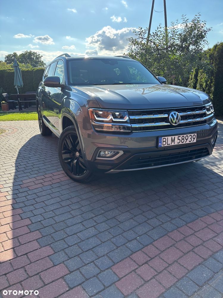 Volkswagen Atlas - 2