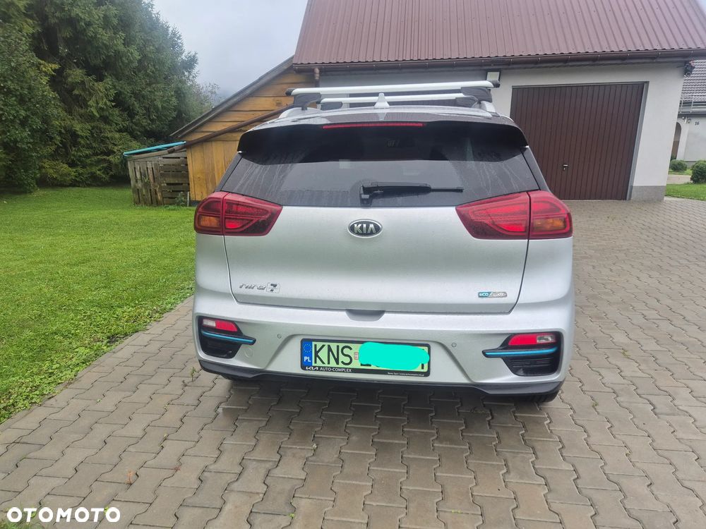 Kia Niro e-Niro 64kWh XL - 4
