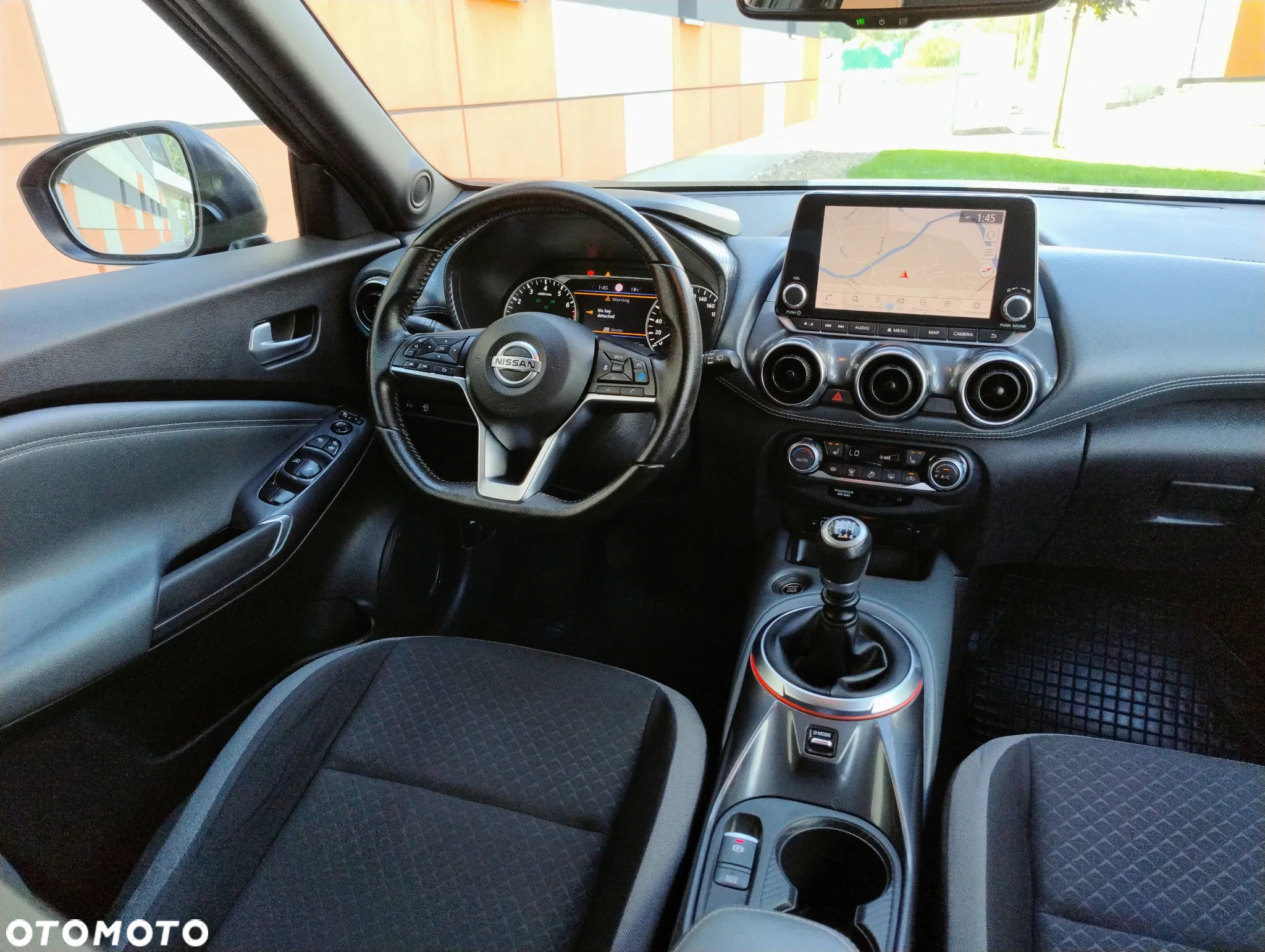 Nissan Juke 1.0 DIG-T Tekna - 12