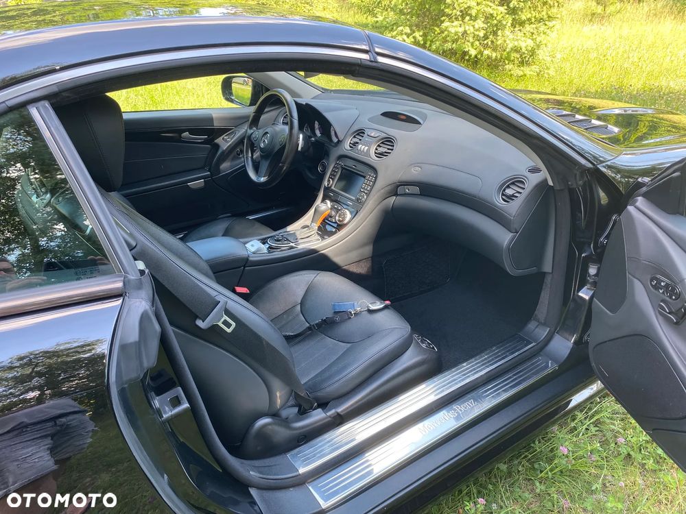 Mercedes-Benz SL - 12