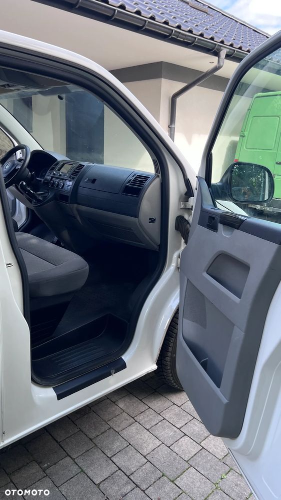 Volkswagen Transporter T5 - 7