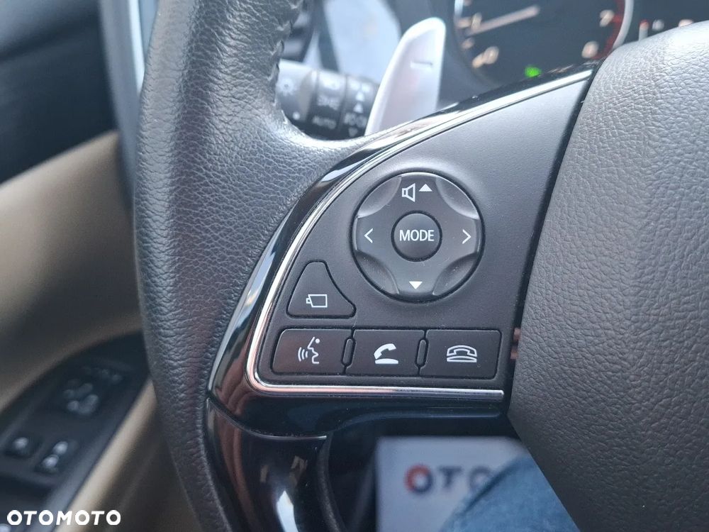 Mitsubishi Outlander 2.0 Instyle SDA 4WD CVT - 26