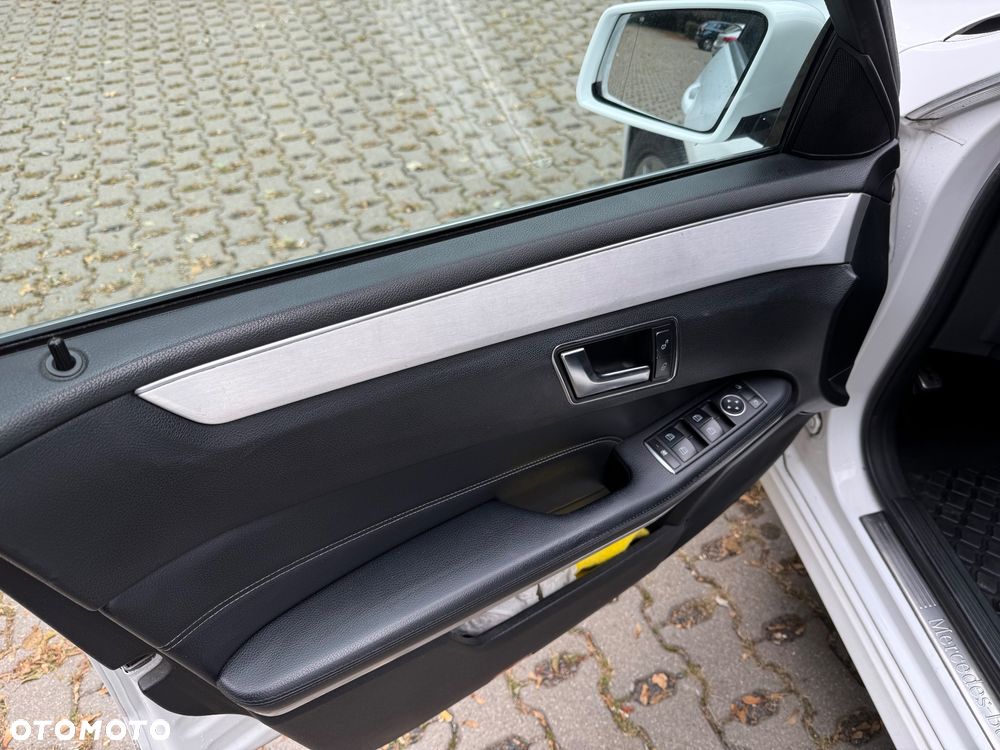 Mercedes-Benz Klasa E 200 BlueTEC 7G-TRONIC - 9