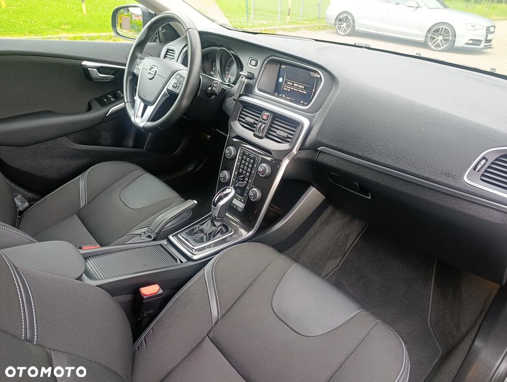 Volvo V40 T3 Geartronic Inscription - 20