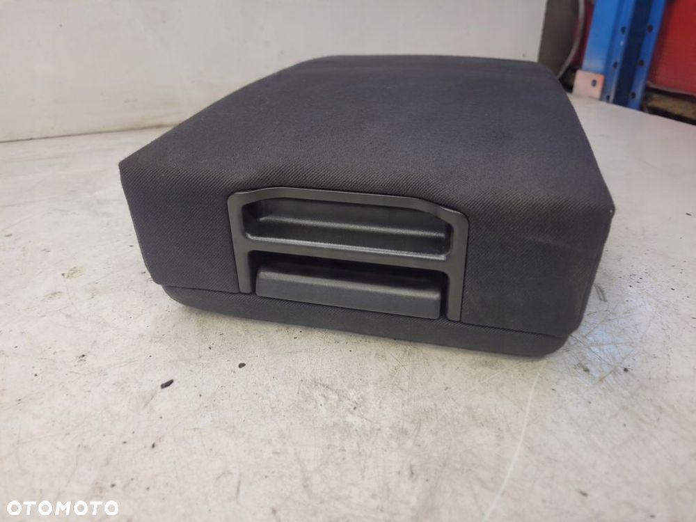 PODŁOKIETNIK KANAPY TYŁ AUDI A4 B6 B7 WELUR - 2