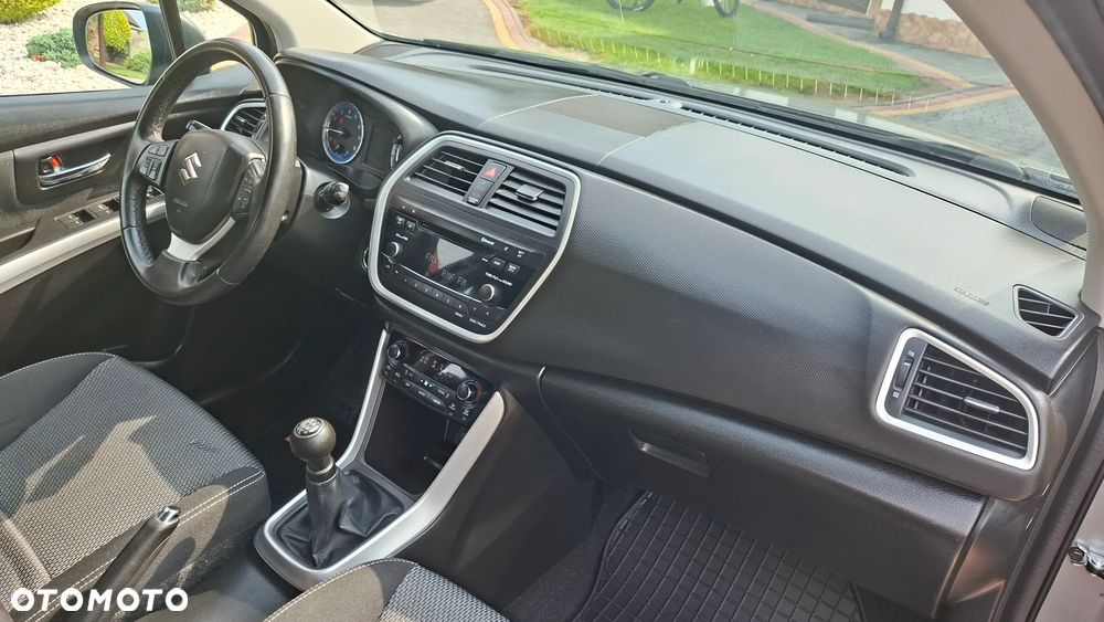 Suzuki SX4 S-Cross 1.6 Premium - 11