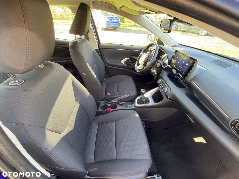 Toyota Yaris 1.5 Comfort - 12