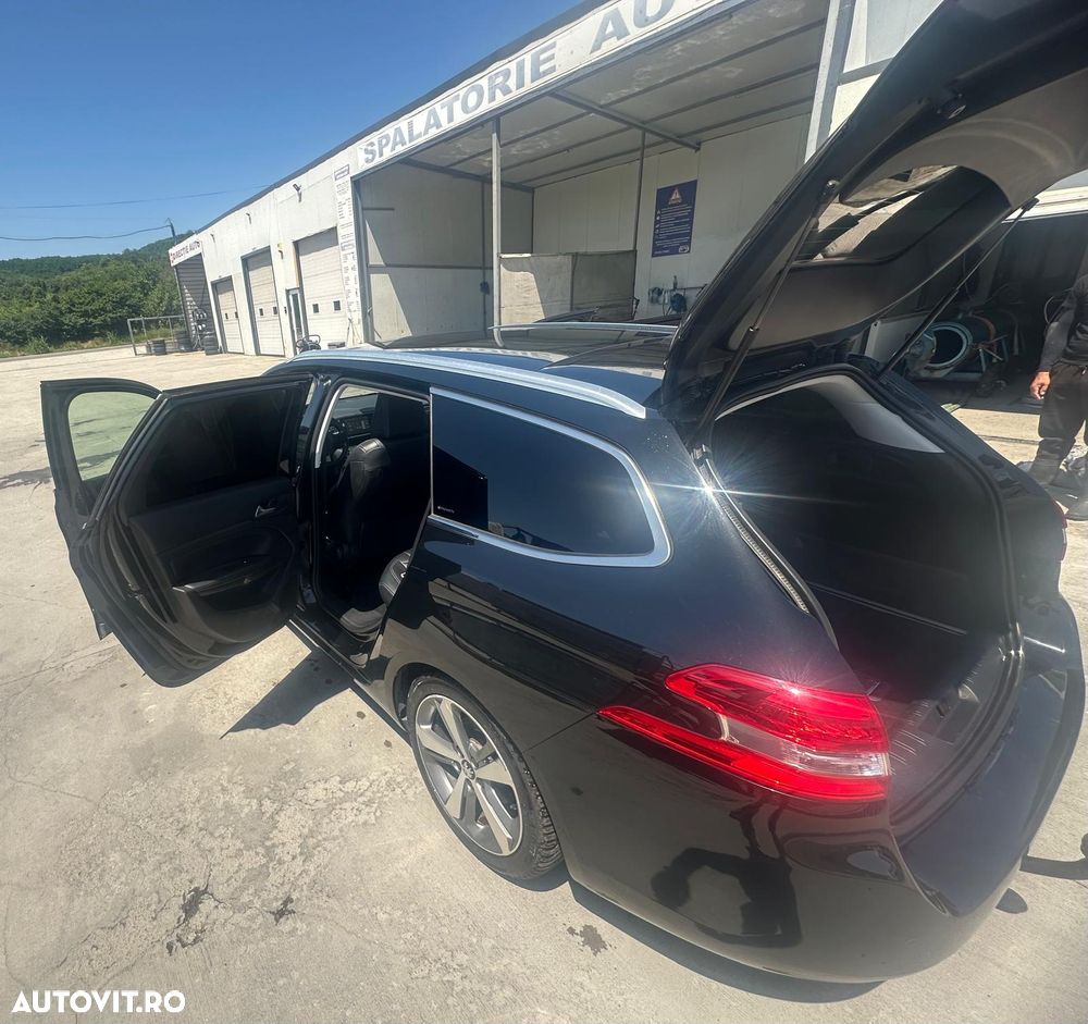 Peugeot 308 - 10