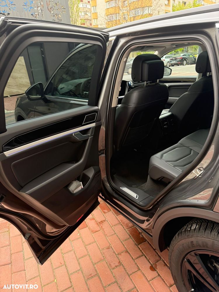 Volkswagen Touareg V6 TDI Elegance - 9