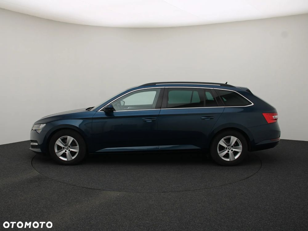 Skoda Superb 2.0 TDI SCR Ambition DSG - 6
