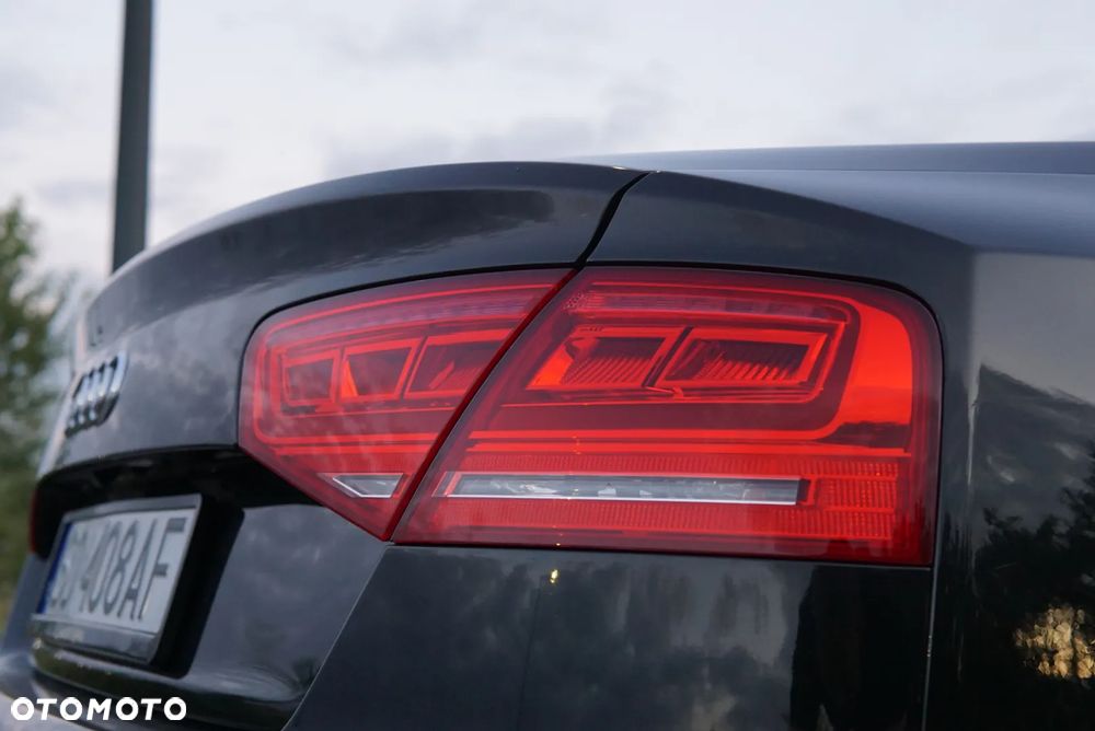 Audi A8 - 14