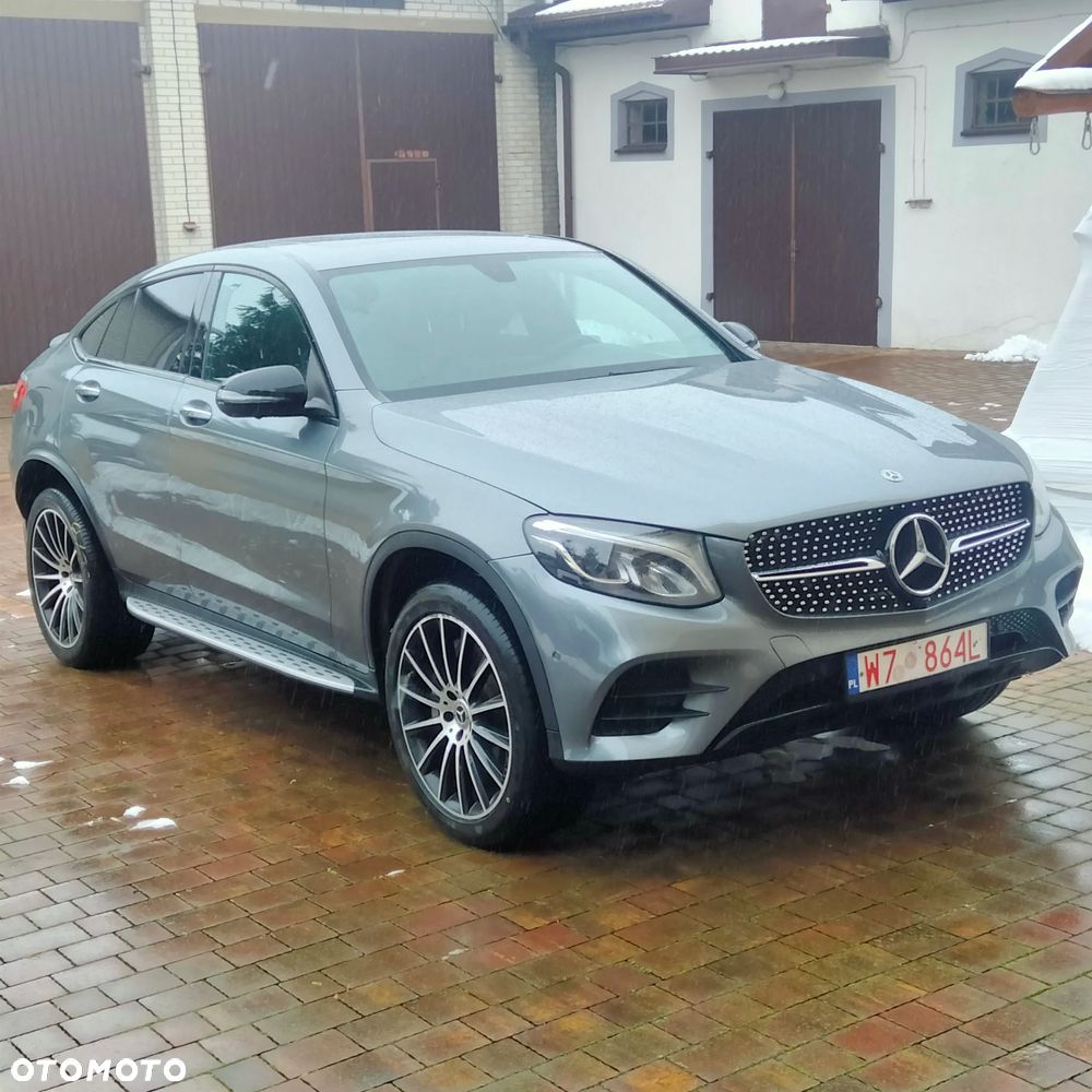 Mercedes-Benz GLC 300 4Matic 9G-TRONIC AMG Line - 14
