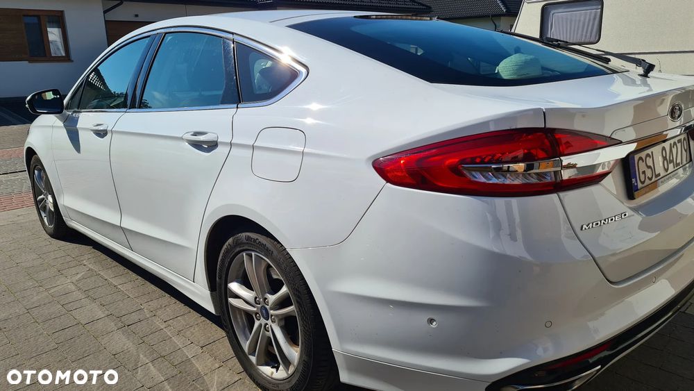 Ford Mondeo 2.0 EcoBlue Titanium - 4