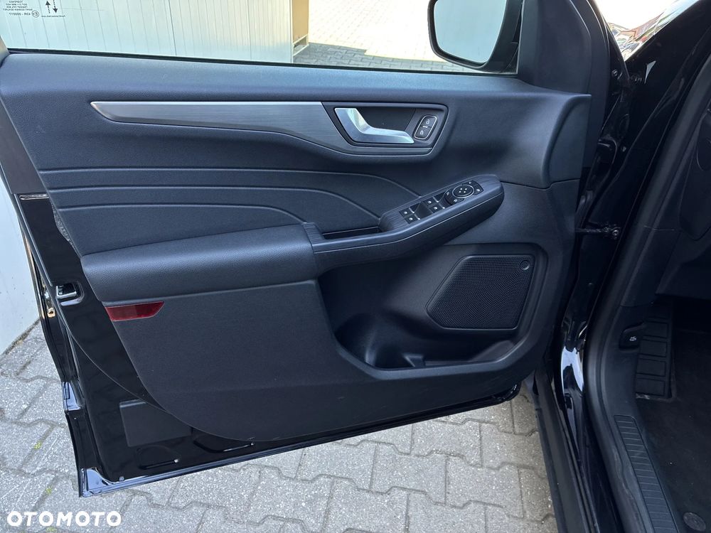 Ford Kuga 1.5 EcoBoost FWD Titanium - 10