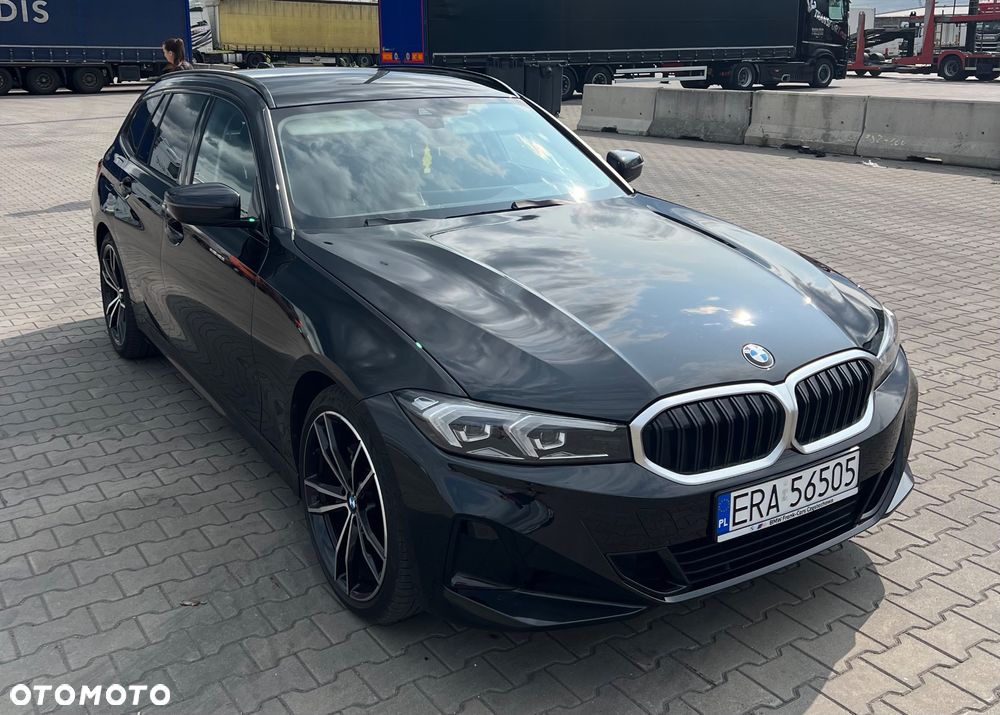BMW Seria 3 318d Touring - 1
