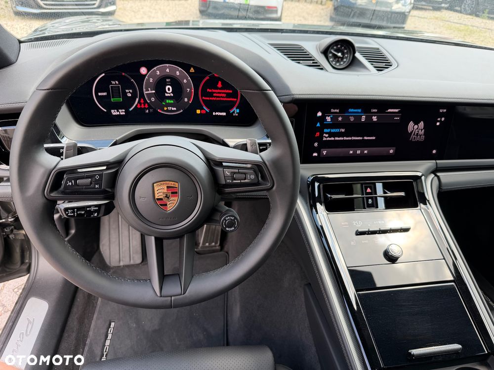 Porsche Panamera 4 E-Hybrid Executive - 17