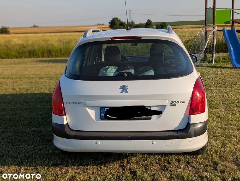 Peugeot 308 e-HDi FAP 115 Stop&Start Business Line Niveau 1 - 5