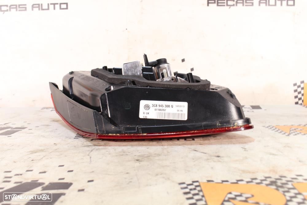 Farolim Direito Volkswagen Cc (358)  3C8945308q / 81180202 / Mala Pass - 5