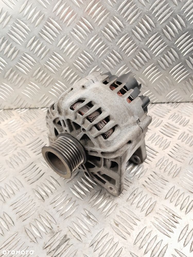 Alternator Valeo RENAULT Megane III Scenic III 08-16r. 1.9 DCI 130 KM 8200757870-A - 1