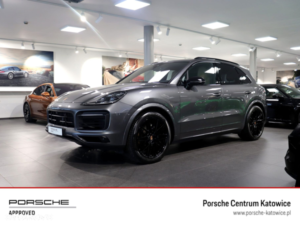 Porsche Cayenne Standard
