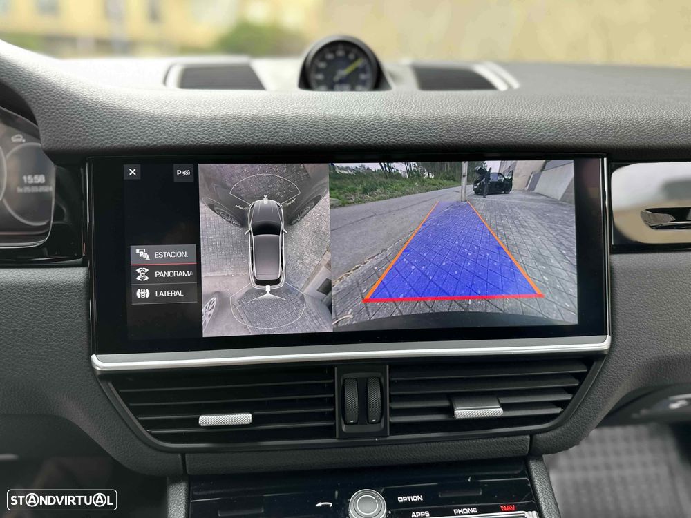 Porsche Cayenne - 11