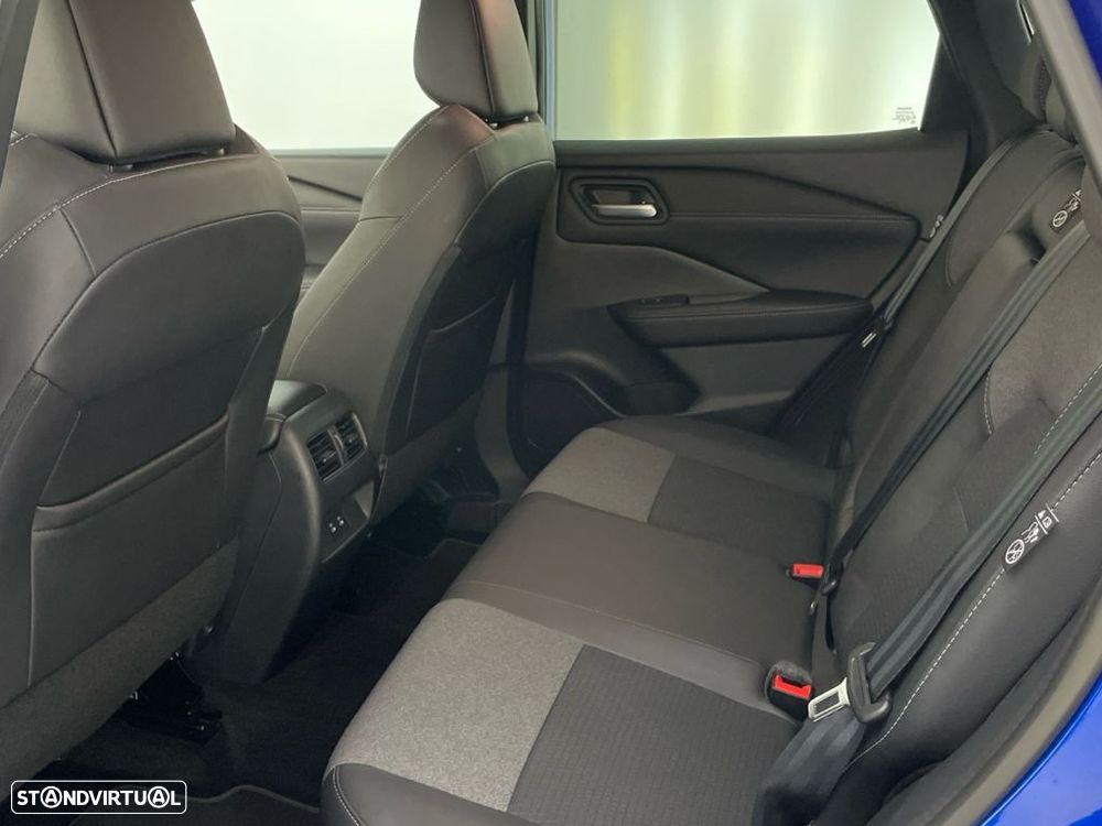 Nissan Qashqai 1.3 DIG-T Advance Xtronic - 12
