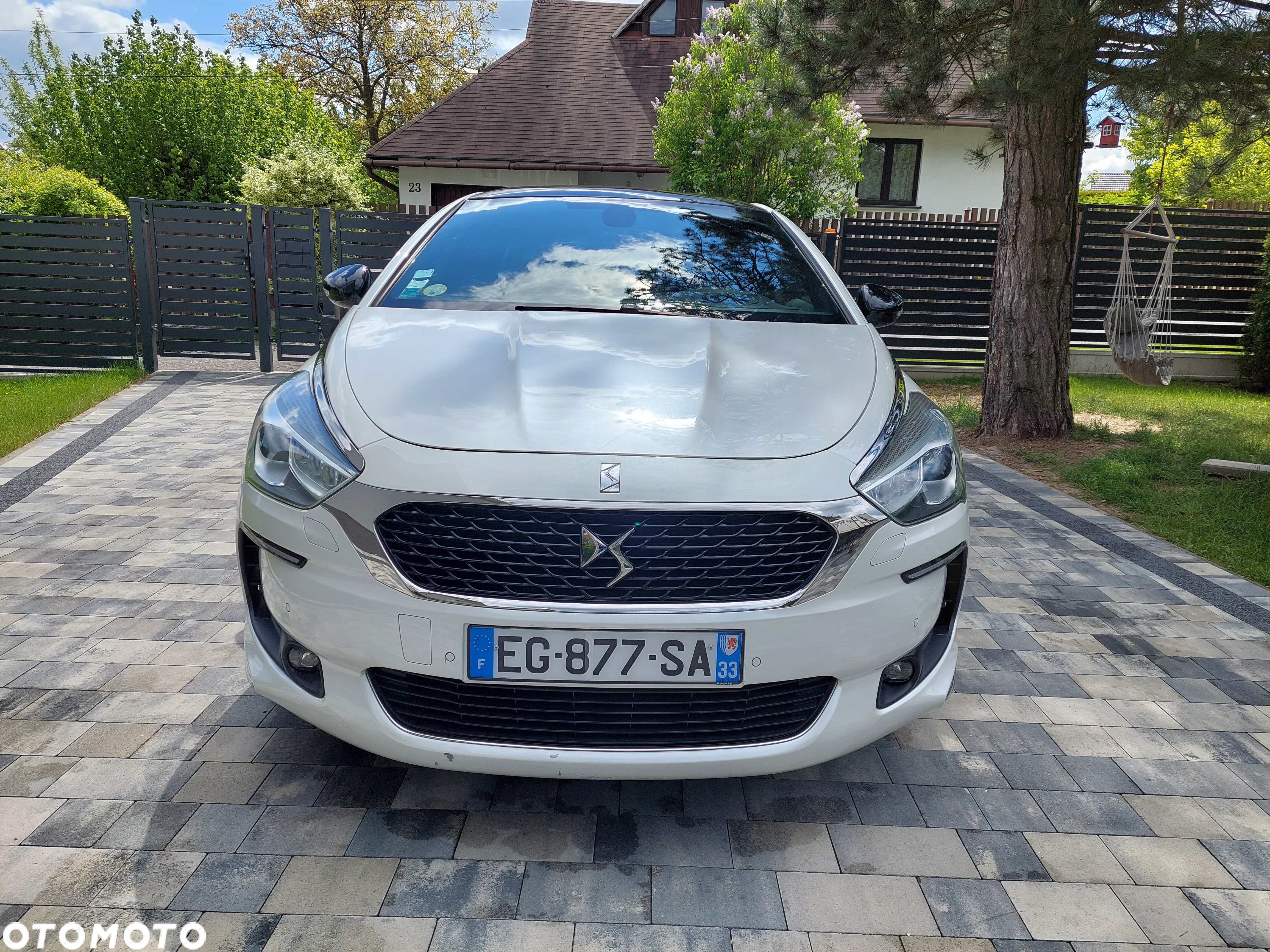Citroën DS5 Hybrid4 EGS6 SportChic - 4