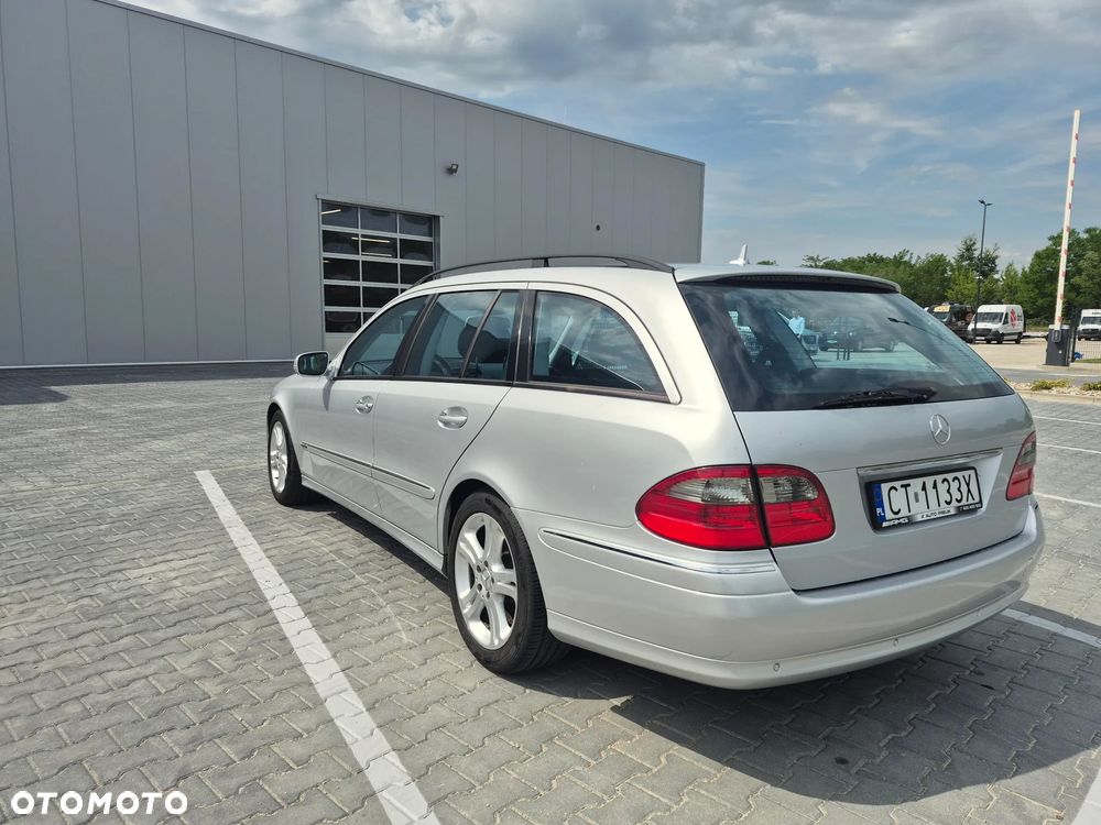 Mercedes-Benz Klasa E 320 CDI 7G-TRONIC Avantgarde - 12