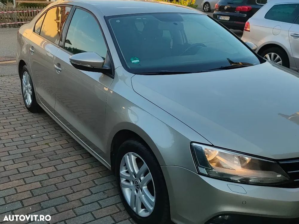 Volkswagen Jetta 1.2 TSI BlueMotion Technology Comfortline - 7