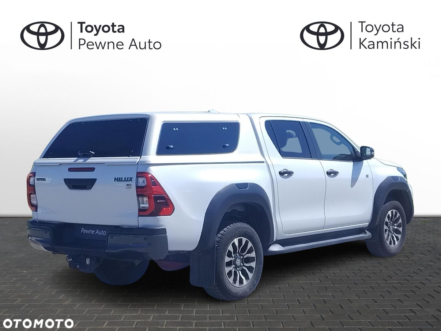 Toyota Hilux 2.8 D-4D Double Cab GR Sport 4x4 - 5