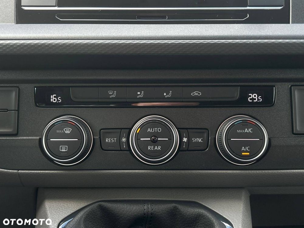 Volkswagen Caravelle 2.0 TDI L2 Trendline - 29