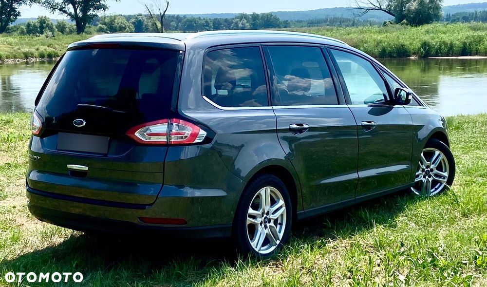 Ford Galaxy - 13