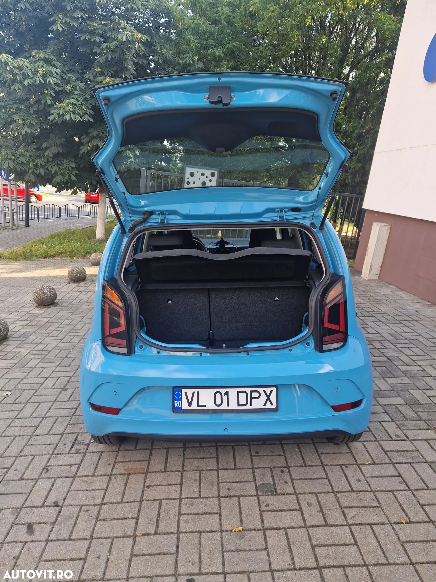 Volkswagen up! 1.0 BMT MPI High Aut. - 6