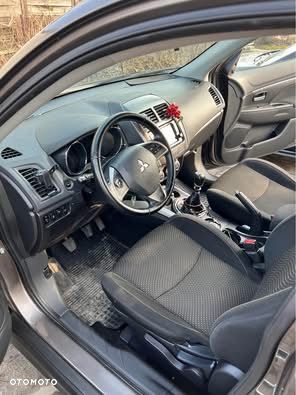 Mitsubishi ASX - 15