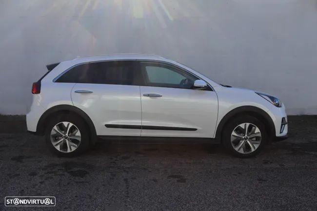 Kia e-Niro 39.2kWh Move 39 - 21