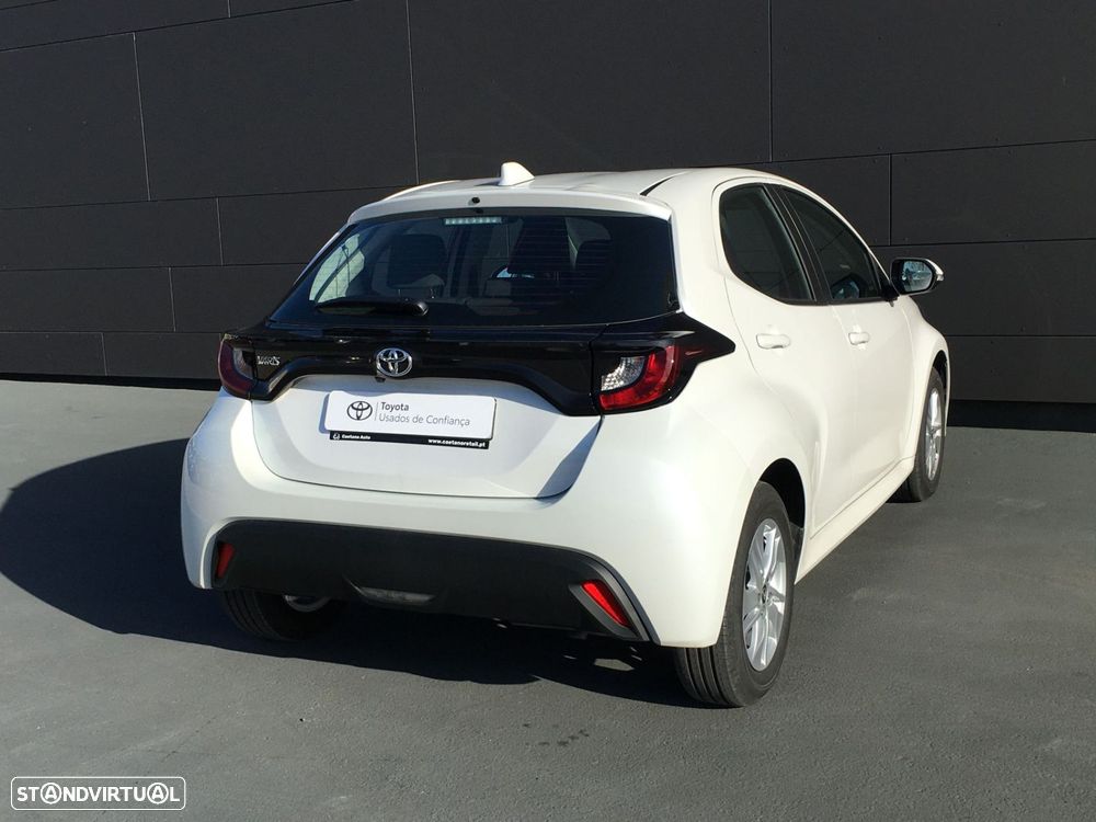 Toyota Yaris - 13