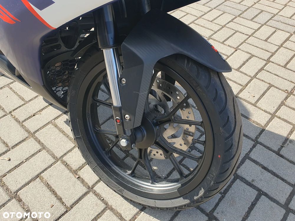 Aprilia RS - 28