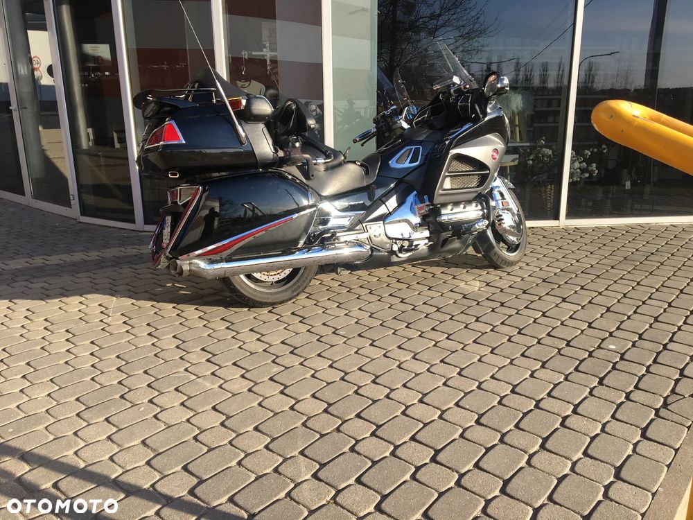 Honda GL - 3