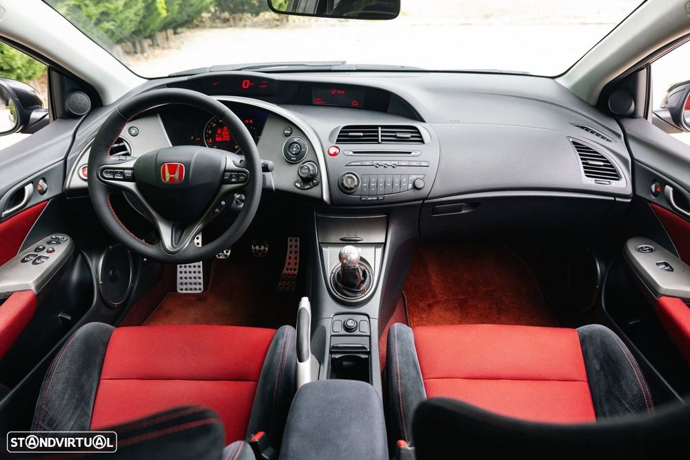 Honda Civic 2.0 Type-R - 32