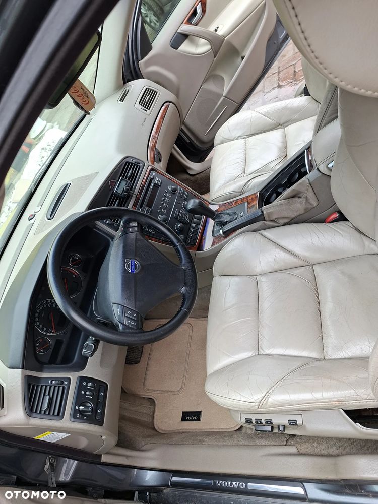 Volvo S60 2.5T AWD Summum - 16