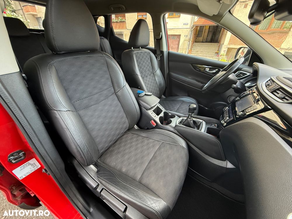 Nissan Qashqai 1.6L dCi Start/Stop 4X4-i Tekna - 23