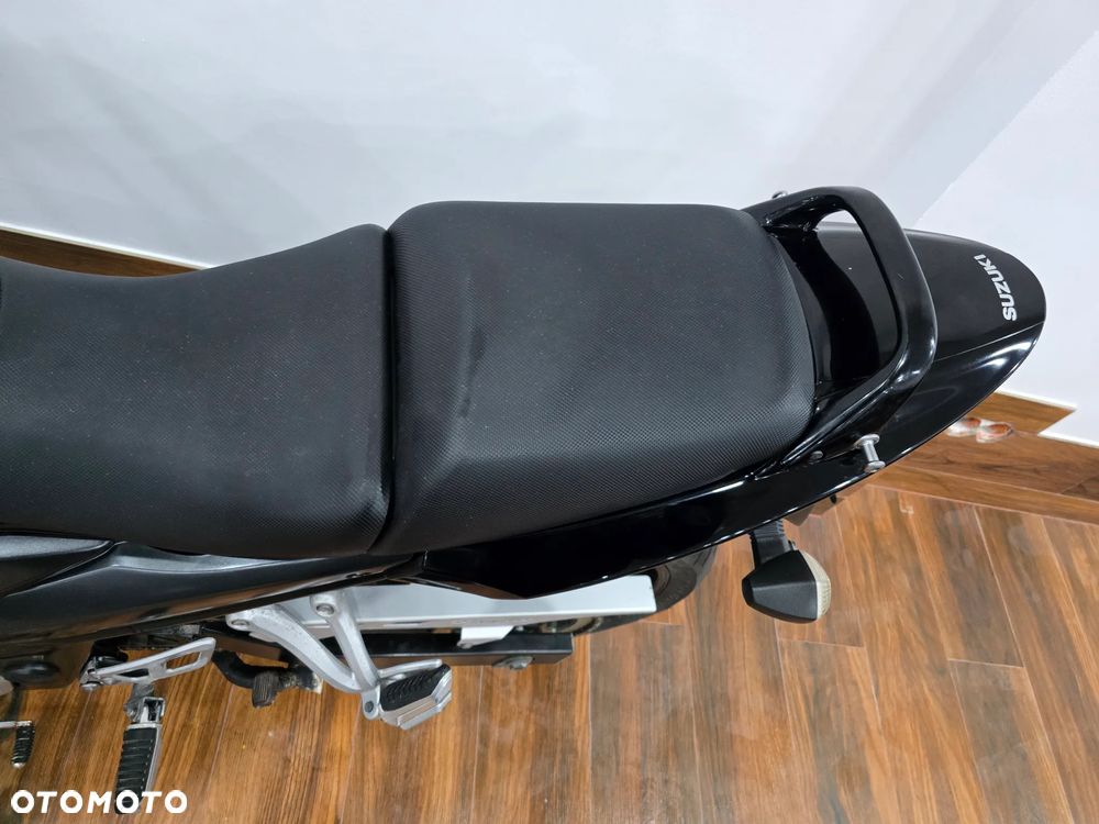 Suzuki Bandit - 24