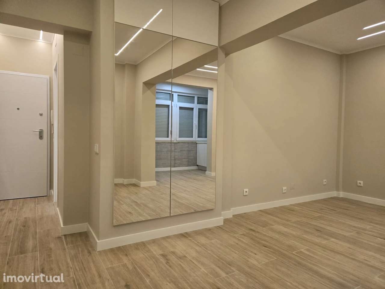 Apartamento T0 totalmente remodelado | Paço de Arcos - Grande imagem: 5/6