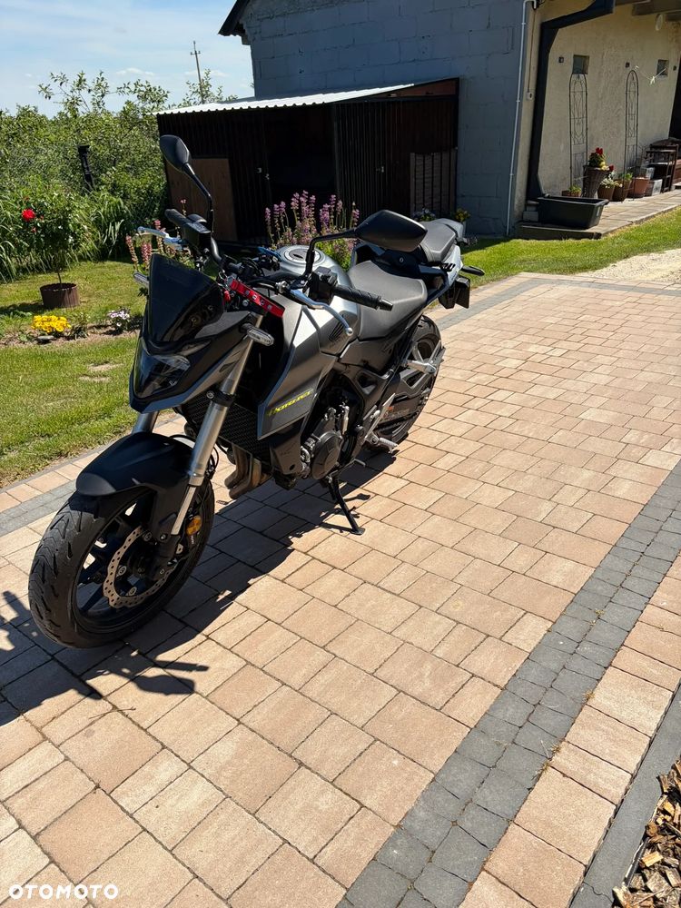 Honda Hornet - 5