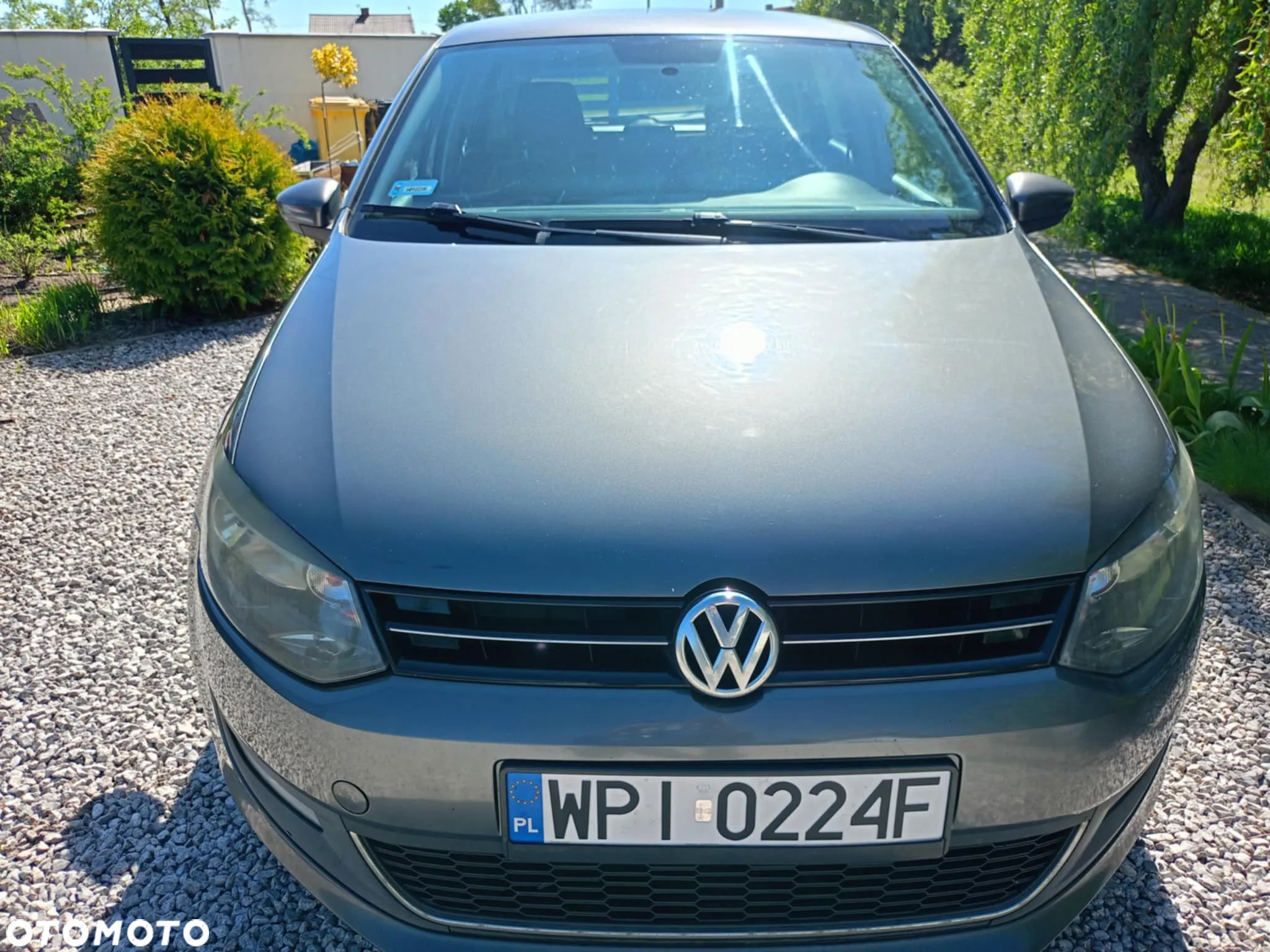 Volkswagen Polo - 2