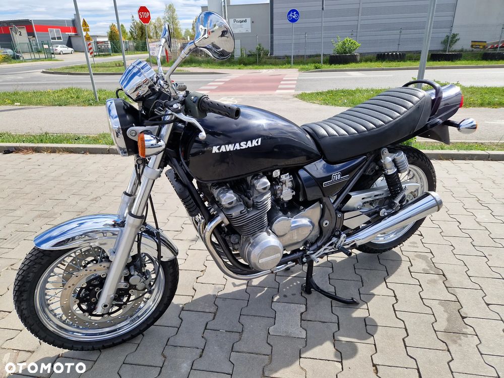 Kawasaki Zephyr - 16