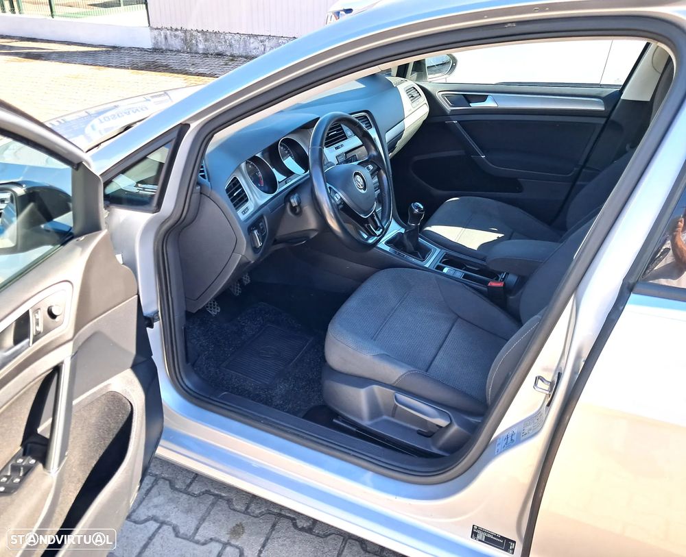VW Golf 1.6 TDi BlueMotion Confortline - 7