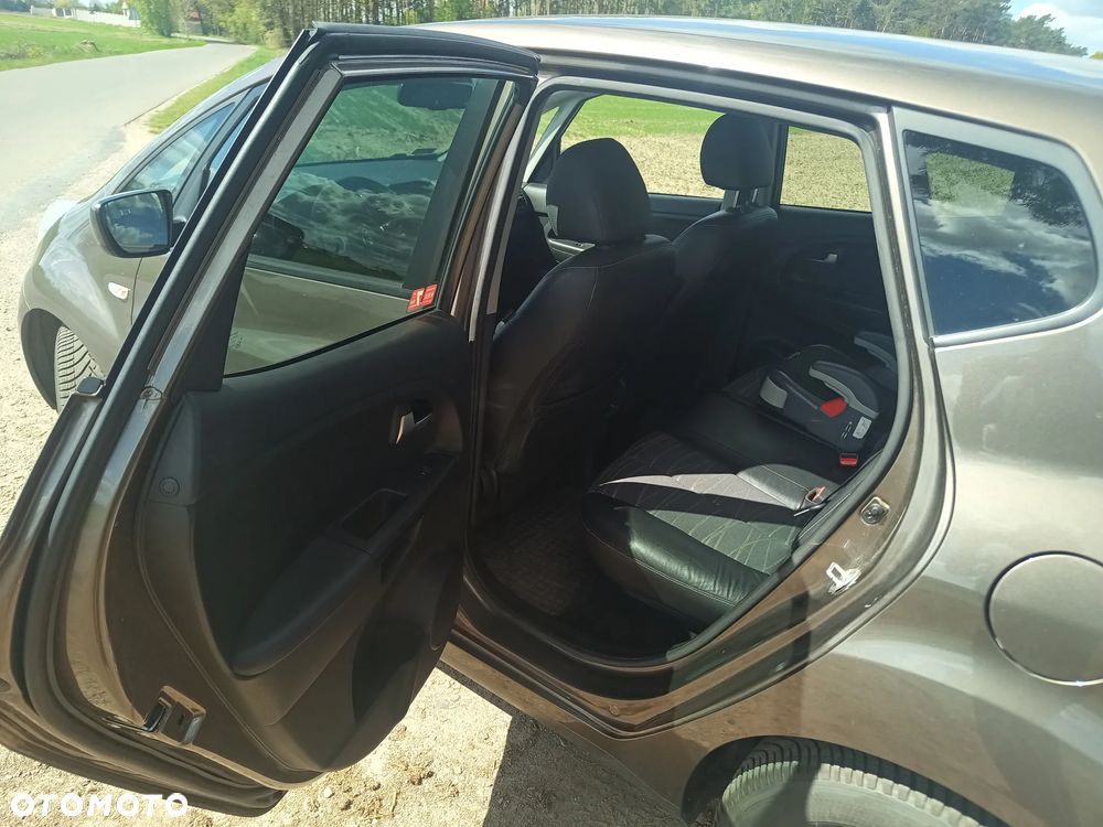 Kia Venga 1.4 L - 12